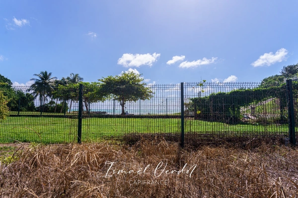 T4_au_RDC_avec_terrain_de_260_m2_a_vendre_Le_Gosier_971_11_thumbnail